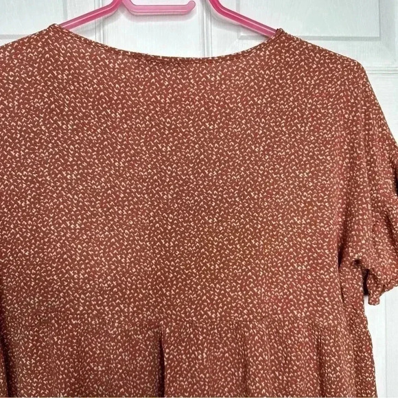 Paper Crane Peplum Shirt Brownish Red &  White Size Large - Picture 14 of 16